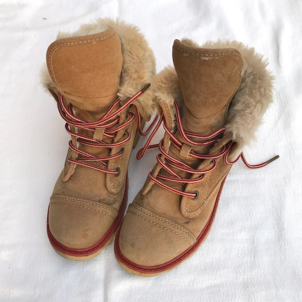 Roxy Boots